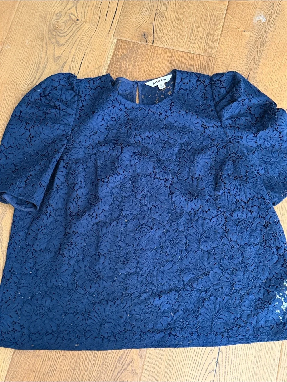 Boden Pleat Sleeve Lace T-shirt 16-18